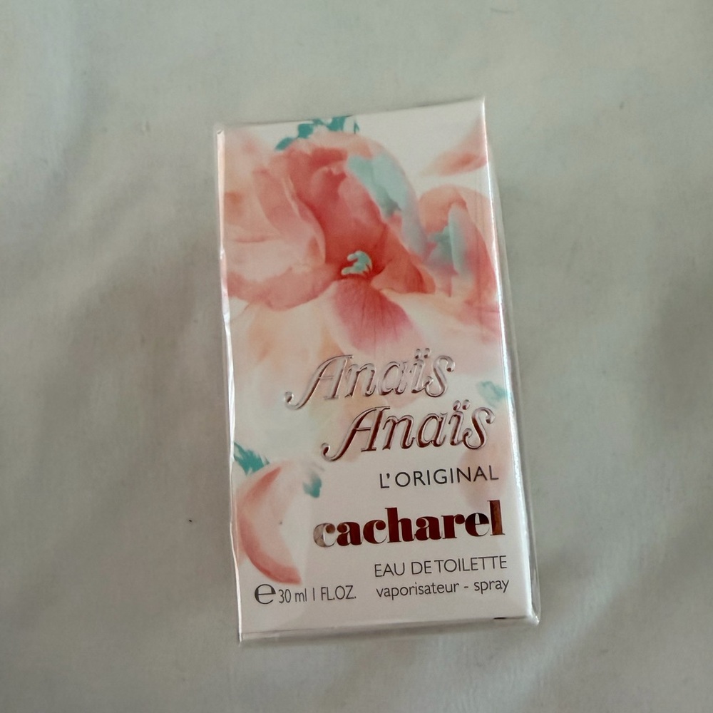 Anais Anais by Cacharel